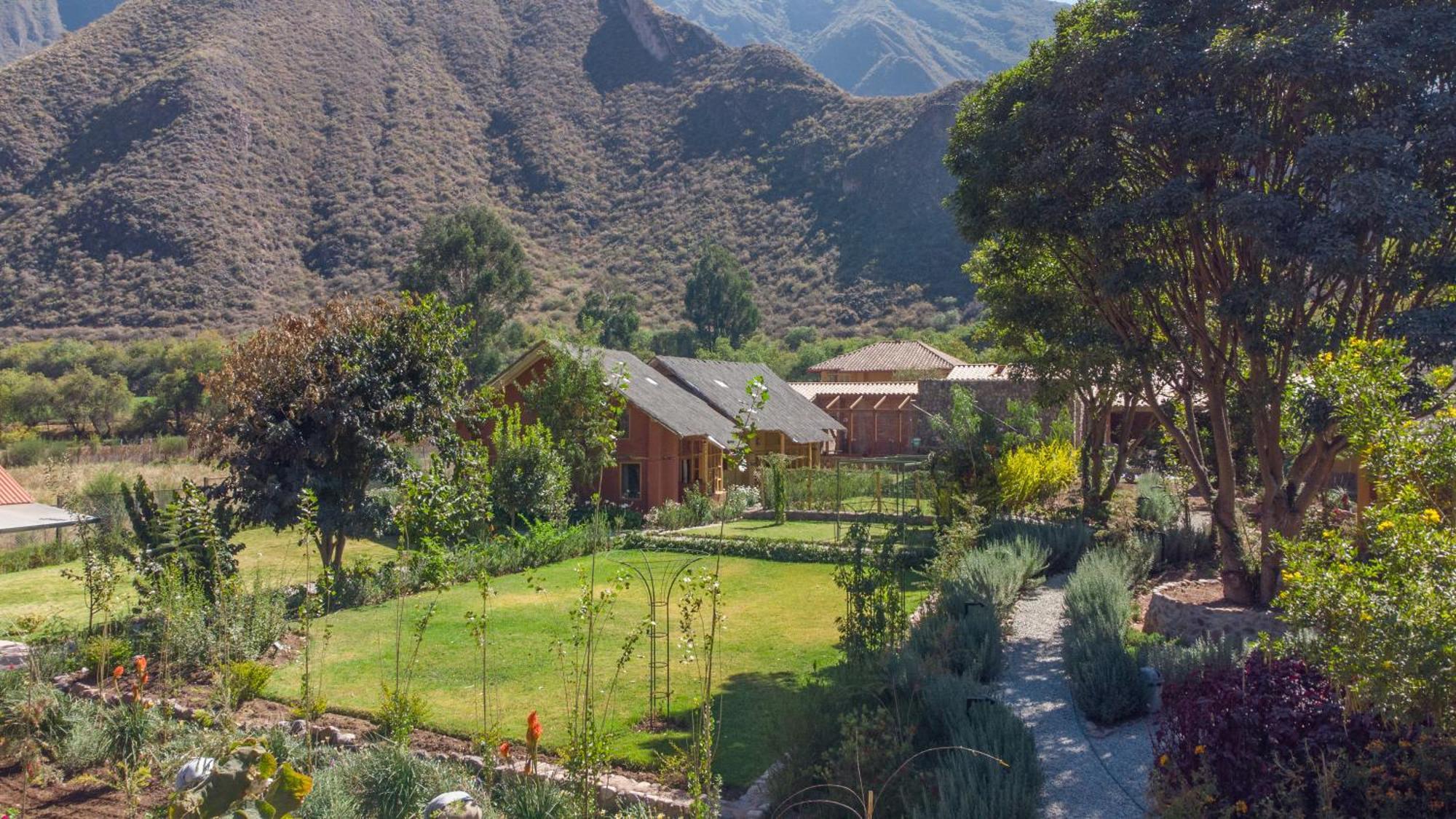 Arbol De La Vida Hotel Huaran Exterior photo